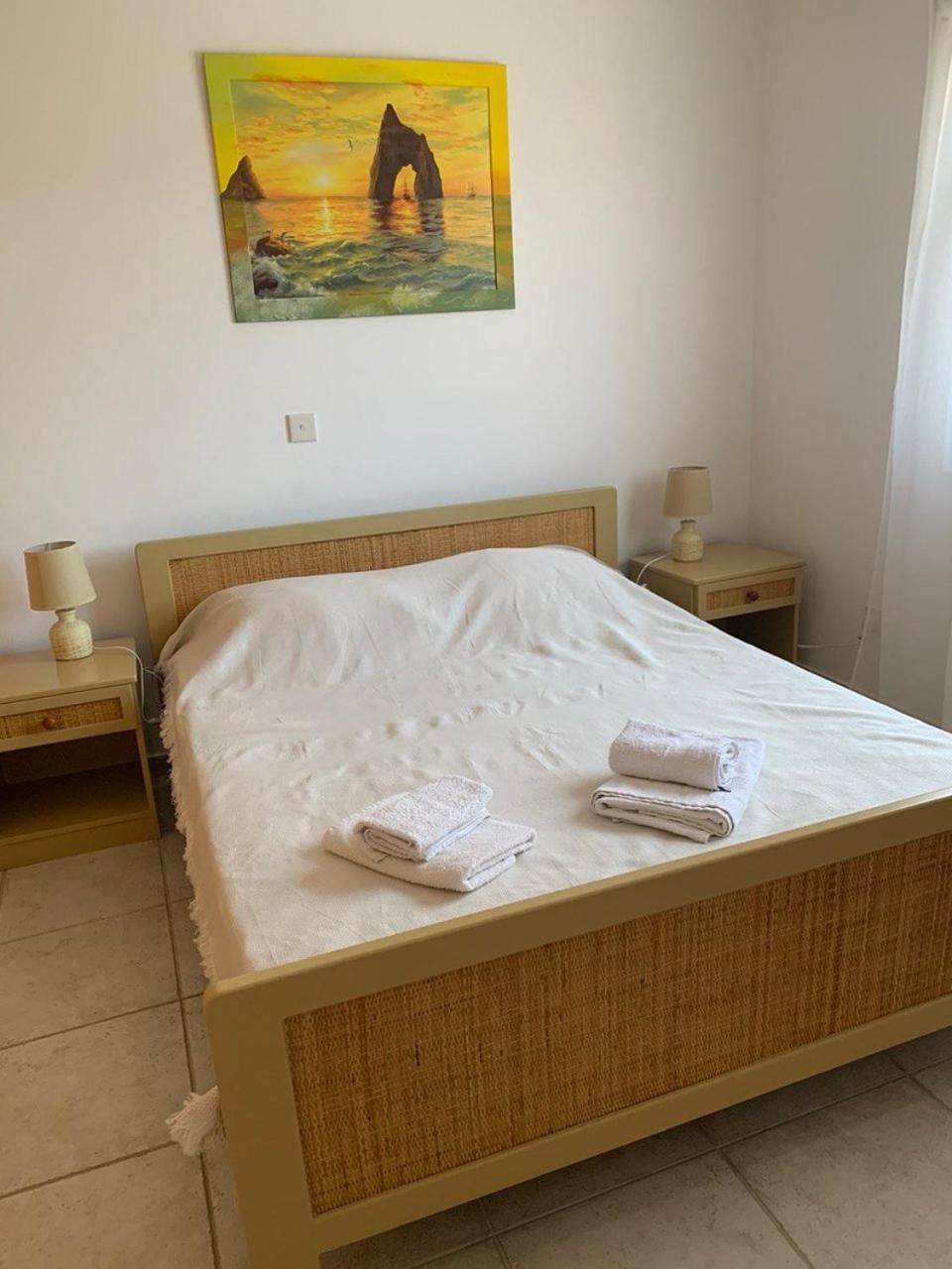 Sirena Kings Apartment Paphos Bagian luar foto