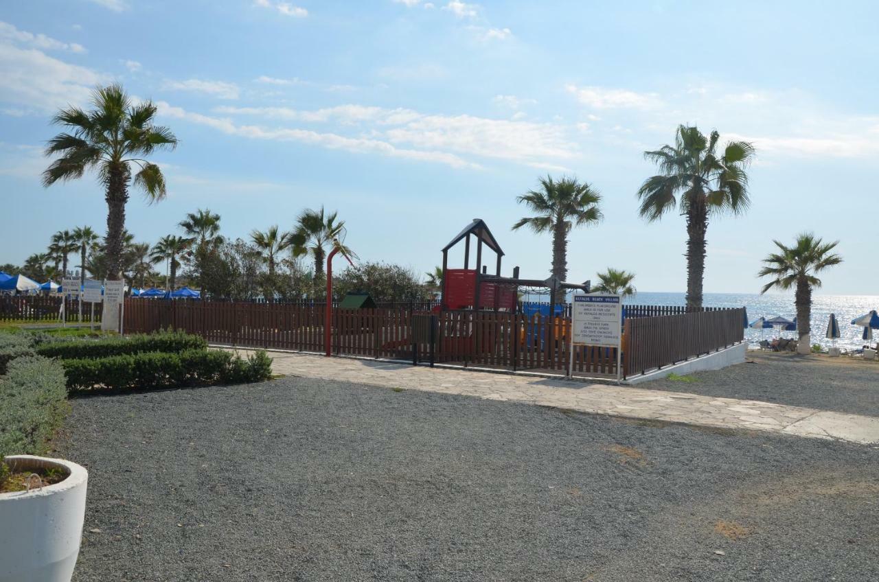 Sirena Kings Apartment Paphos Bagian luar foto